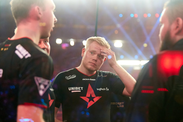 Astralis startuje 0-2 na PGL Stockholm Major po upadku do Entropiq