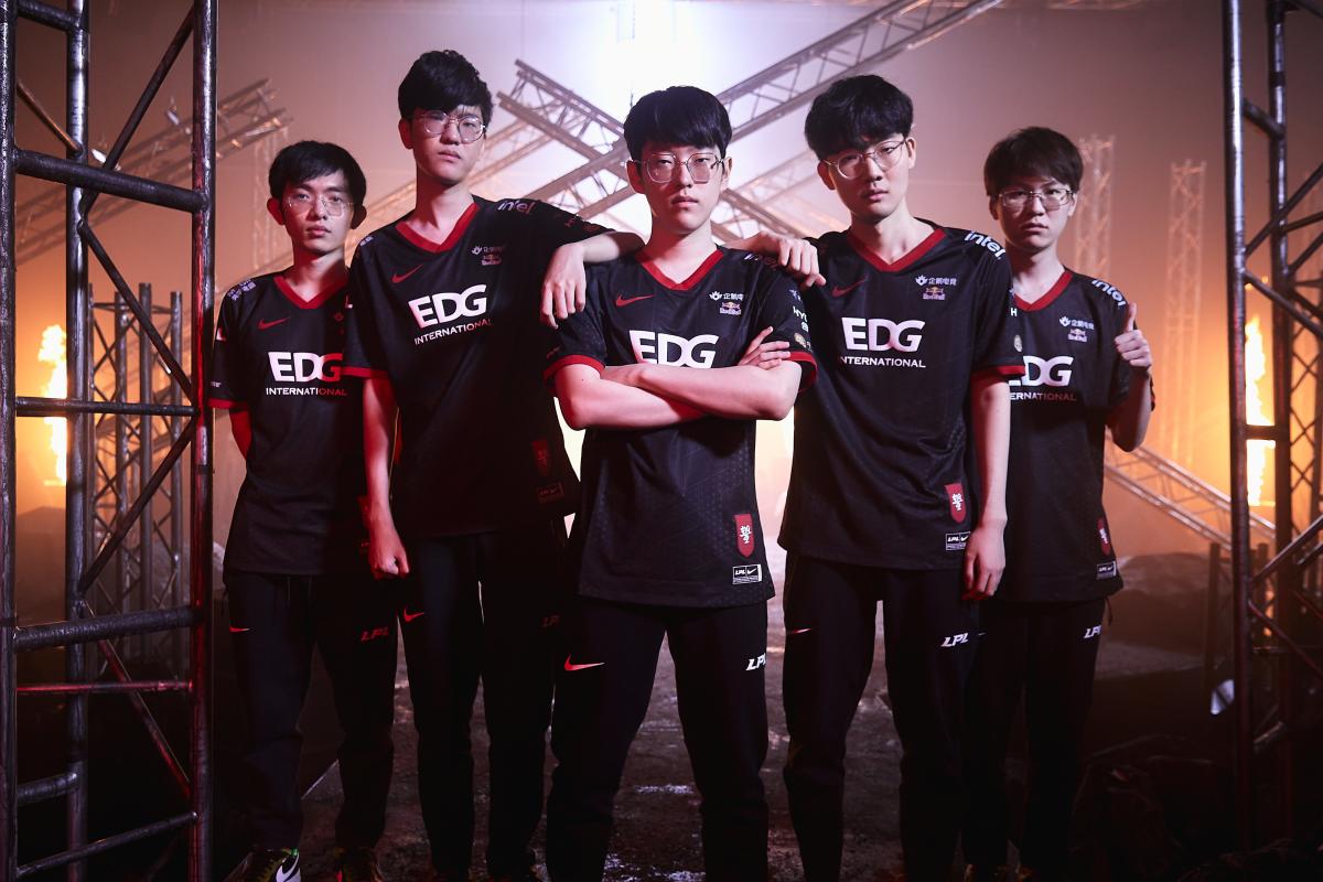 EDG pokonuje Gen.G 3-2, aby spotkać DWG KIA w finałach LoL Worlds 2021