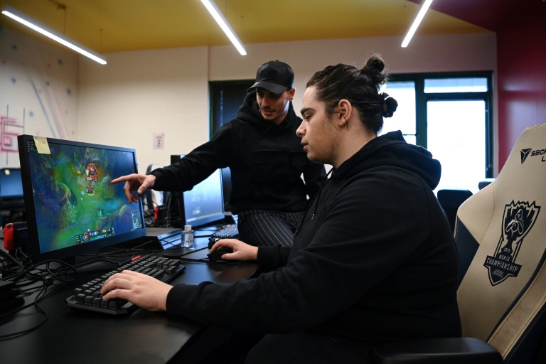 RTL 5 minut - Esport: en 2022, francuska liga League of Legends aura des airs de top européen