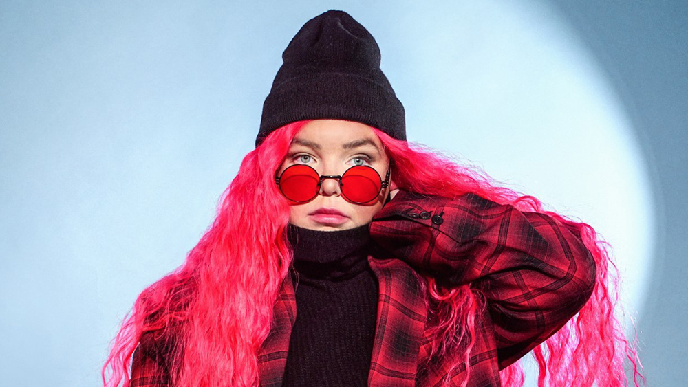 Tones and I