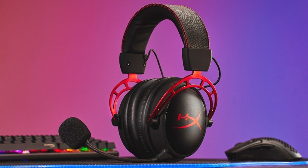 zestaw słuchawkowy hyperx ces 2022 w chmurze