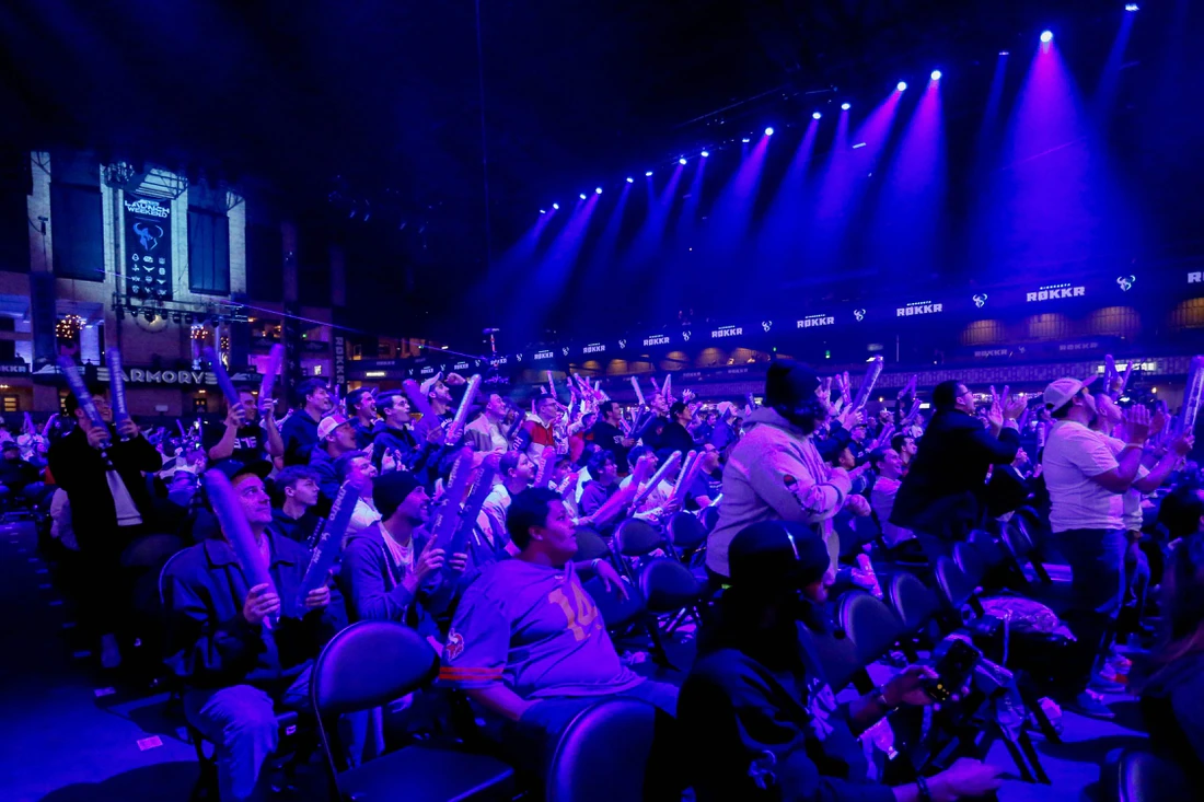 Ninjas in Pyjamas, ENCE tworzą półfinały w 15. sezonie ESL Pro League