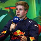Red Bull zawiesza kierowcę Formuły 2 po tym, jak rzuca rasistowskie obelgi podczas transmisji Warzone
