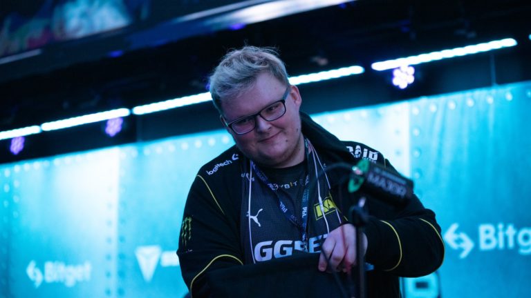 Boombl4 poddaje się testowi, aby udowodnić, że jest wolny od narkotyków
