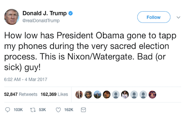 Literówka Trumpa na Twitterze "dotknij"