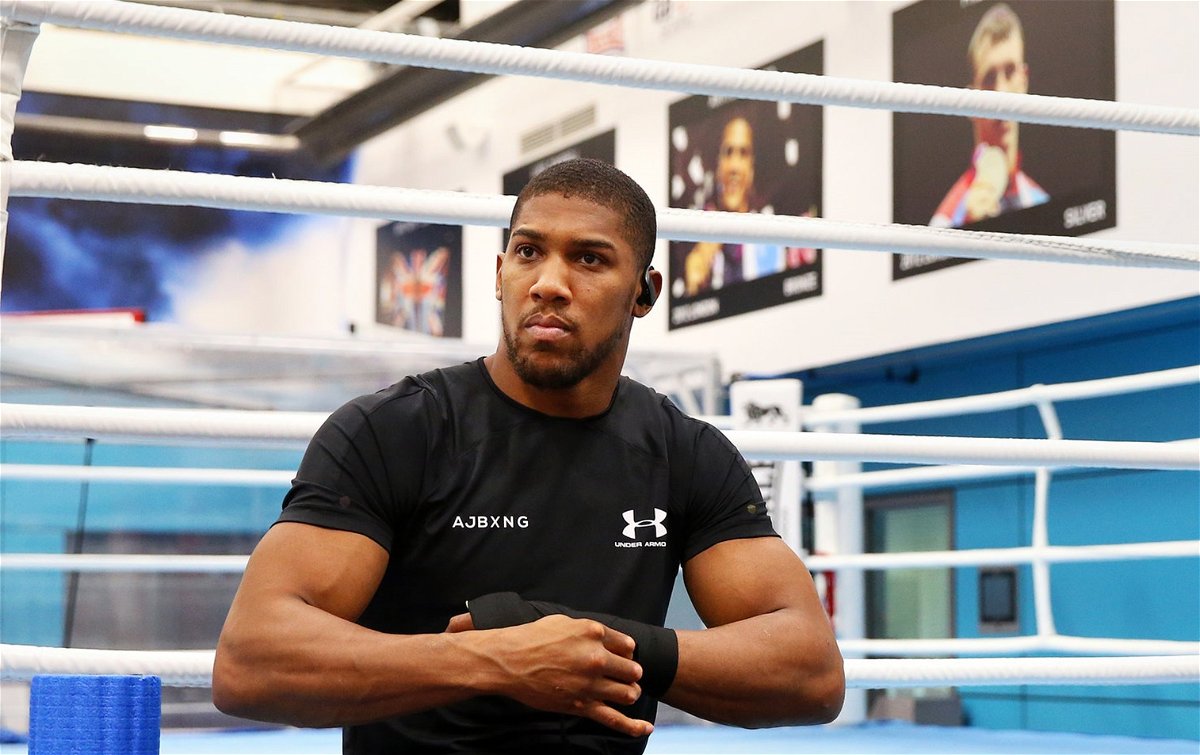 „Co się tam dzieje, nie wiem…” – Anthony Joshua opuszcza CS: GO Pro s1mple zszokowany z niedowierzaniem