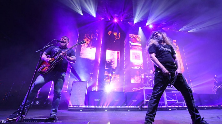 Claudio Sanchez chciałby zagrać koncert w „Fortnite”