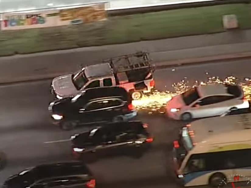 Zeszłej nocy prosto z GTA odbył się szalony pościg policyjny, w którym podejrzany ukradł wiele pojazdów, włamał się do domu i staranował tony samochodów, zanim został aresztowany na stacji benzynowej