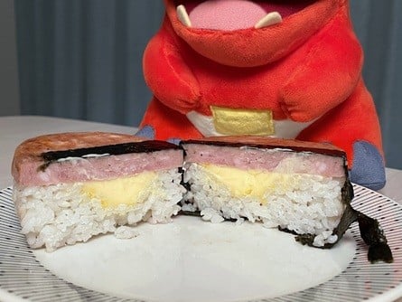 Przekrój Pokeballa