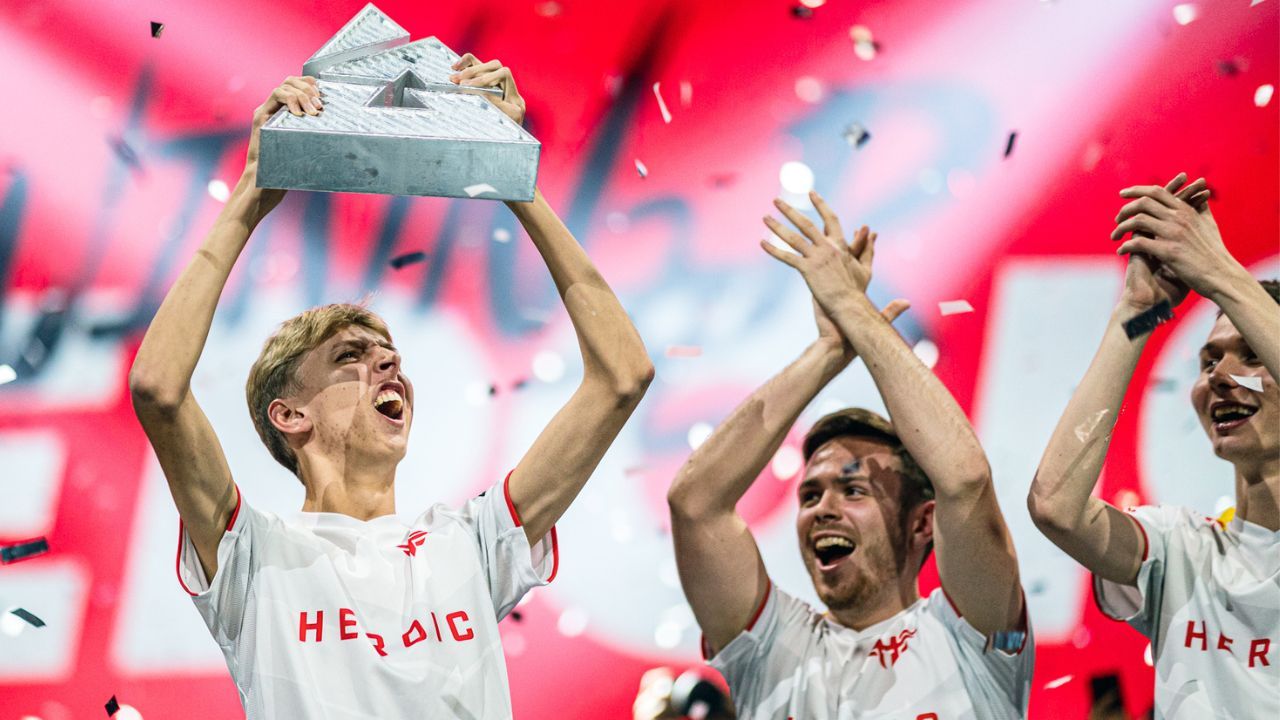 Heroiczny faworyt Trumpa, klan FaZe, który wygra Blast Premier Fall Final 2022