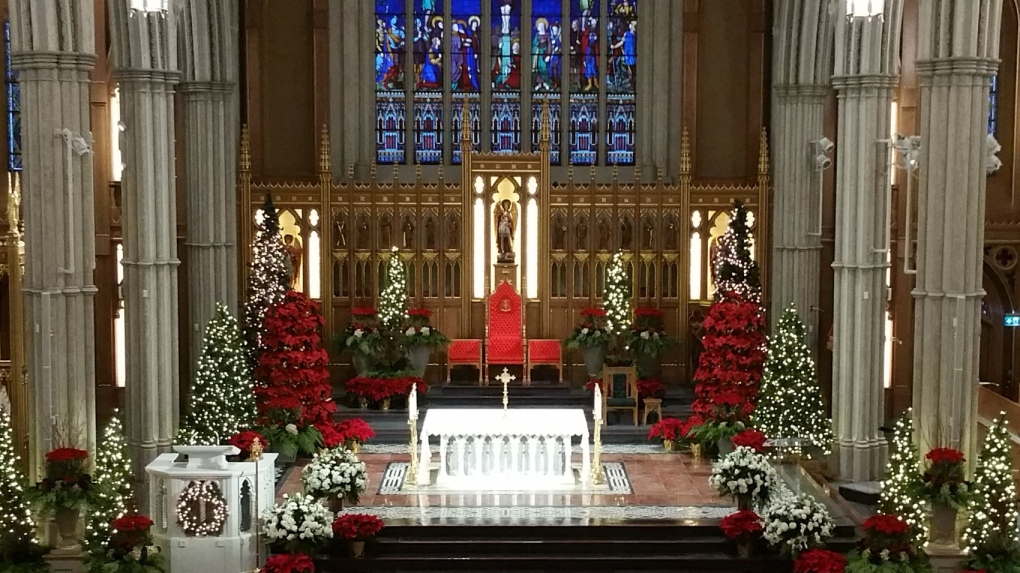 Katolicy wracają do kościołów GTA na pełnoprawne msze bożonarodzeniowe