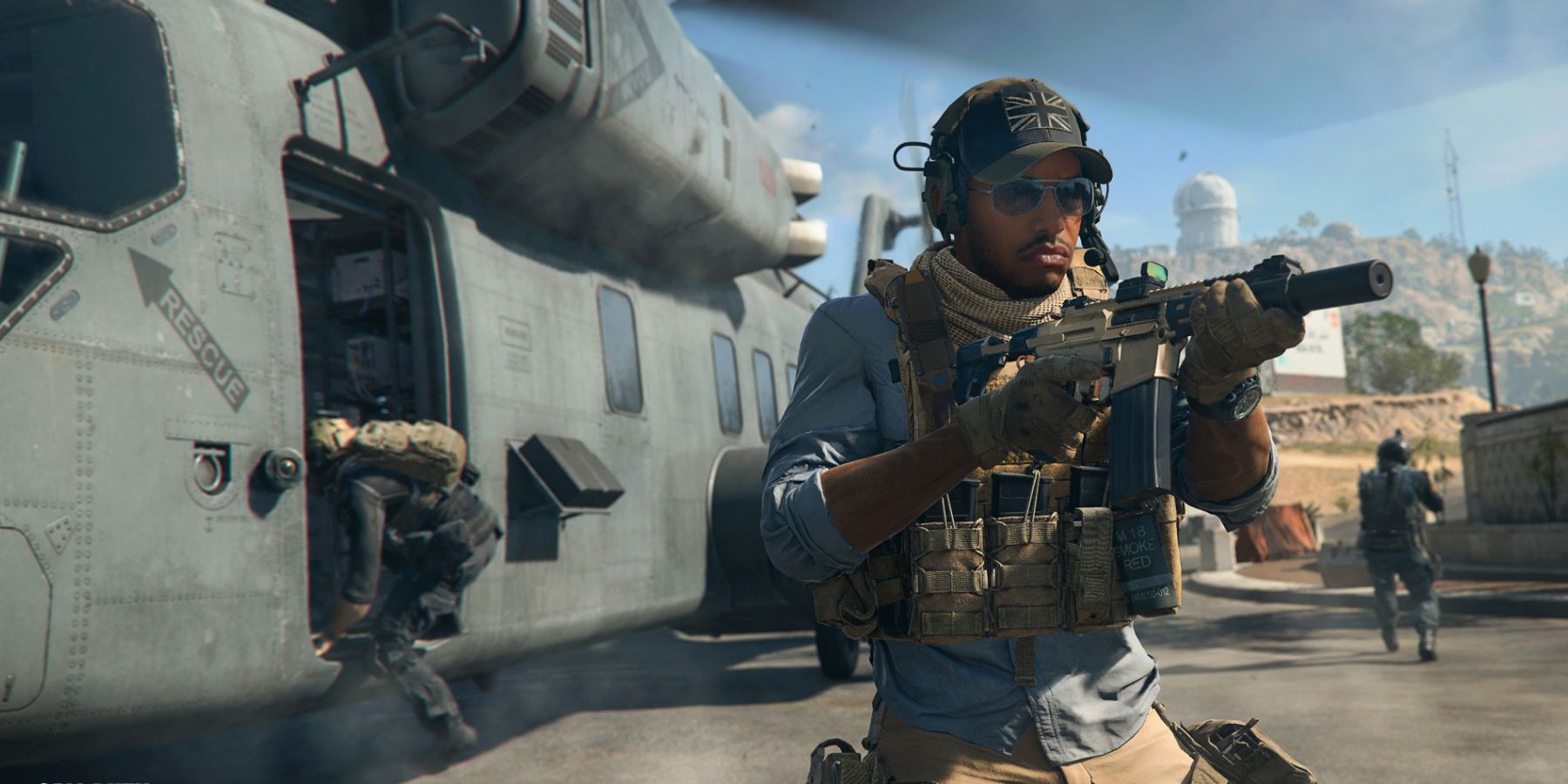 Operators getting extracted in Call of Duty Warzone 2 DMZ mode