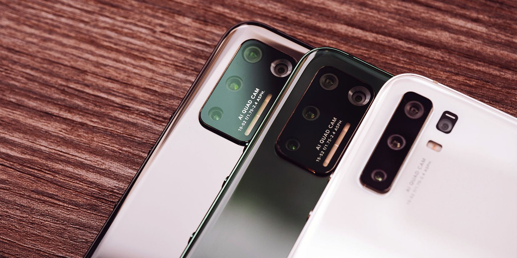trzy smartfony do wykorzystania jako aparaty fotograficzne