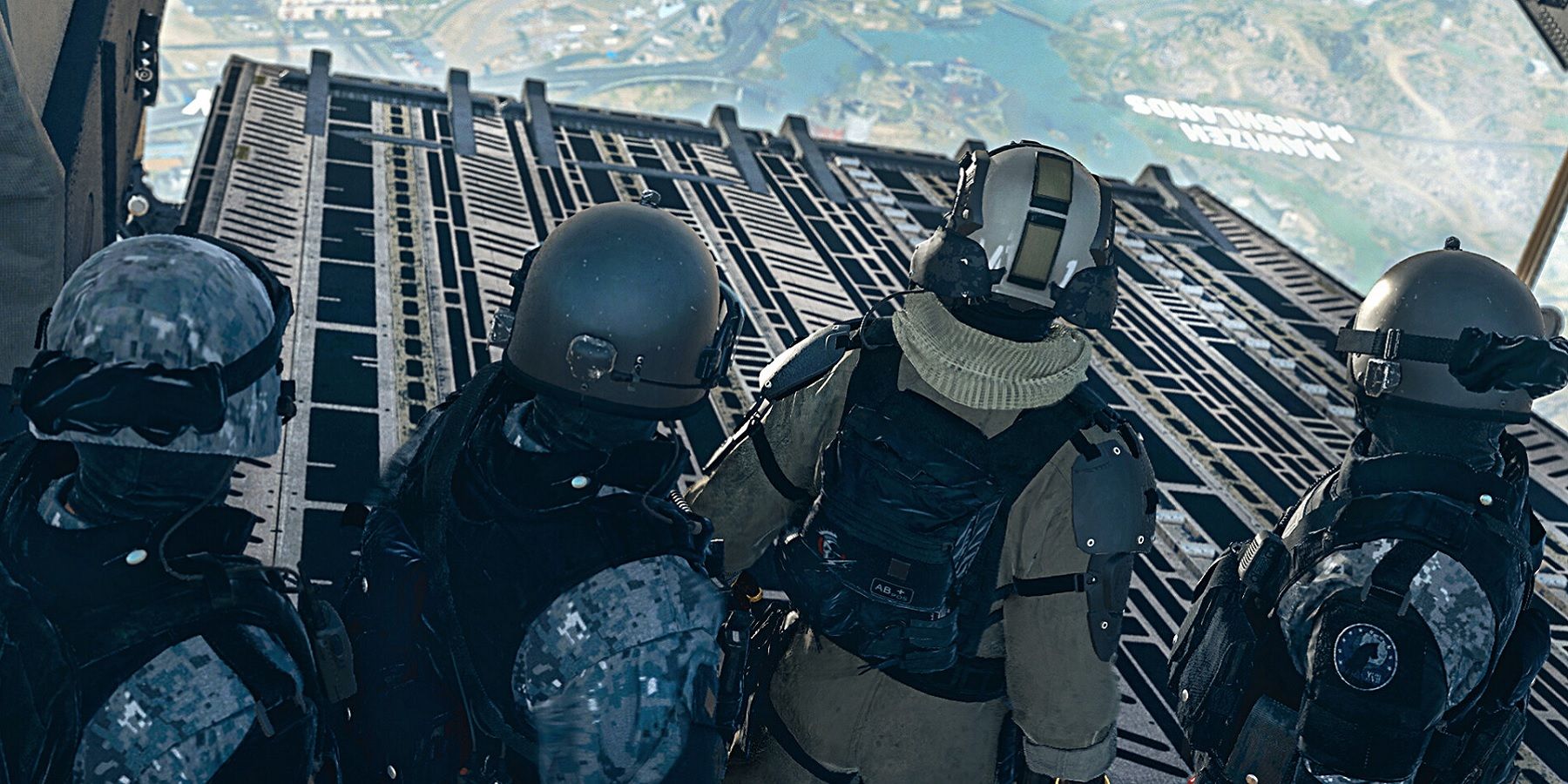 warzone 2 soldiers looking out of helicopter