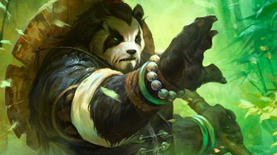 World of Warcraft: Pandarenski mnich gotowy do bitwy, ze słomkowym kapeluszem przywiązanym do pleców i bambusową laską w dłoni.
