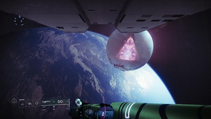 Destiny 2 Lightfall - widok Podróżnika z kosmosu uchwycony przez Świadka