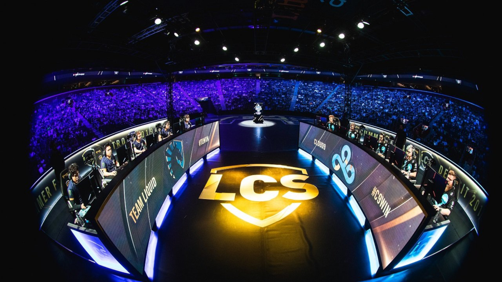 Profesjonaliści League Of Legends wychodzą ze sceny w odpowiedzi na niedawne ogłoszenie dotyczące zamieszek