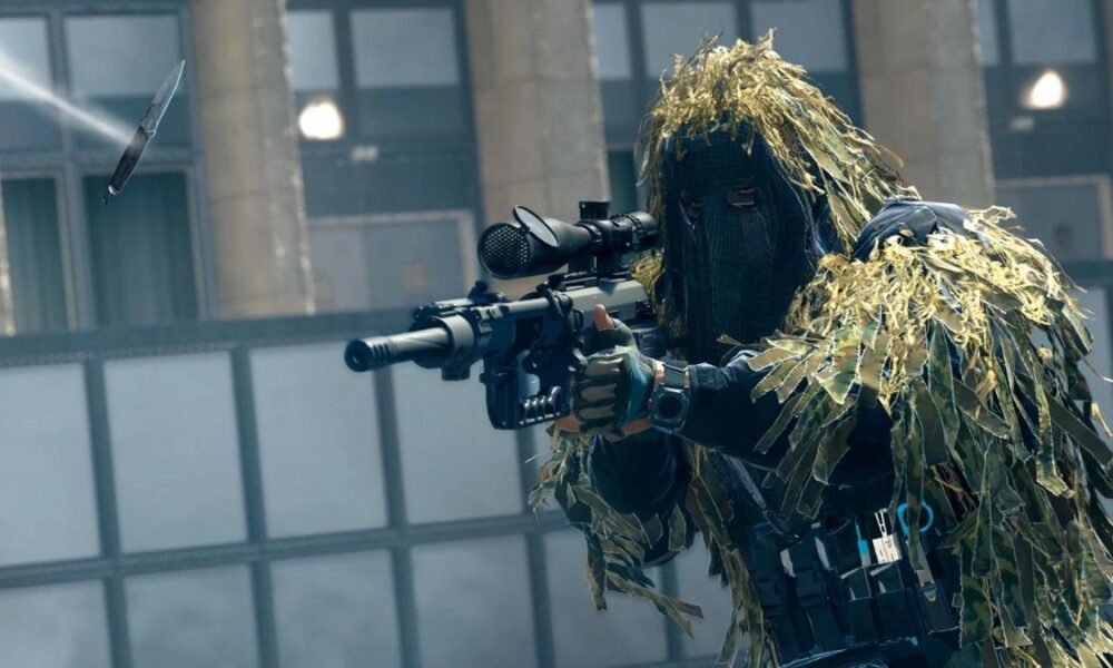 warzone 2 sniper operator about to be hit by throwing knife