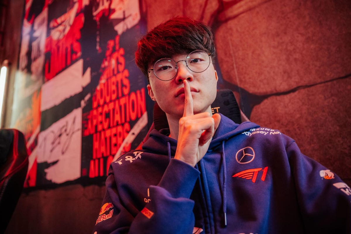 Zespół T1 „League Of Legends” siedzi na ławce Faker z powodu kontuzji