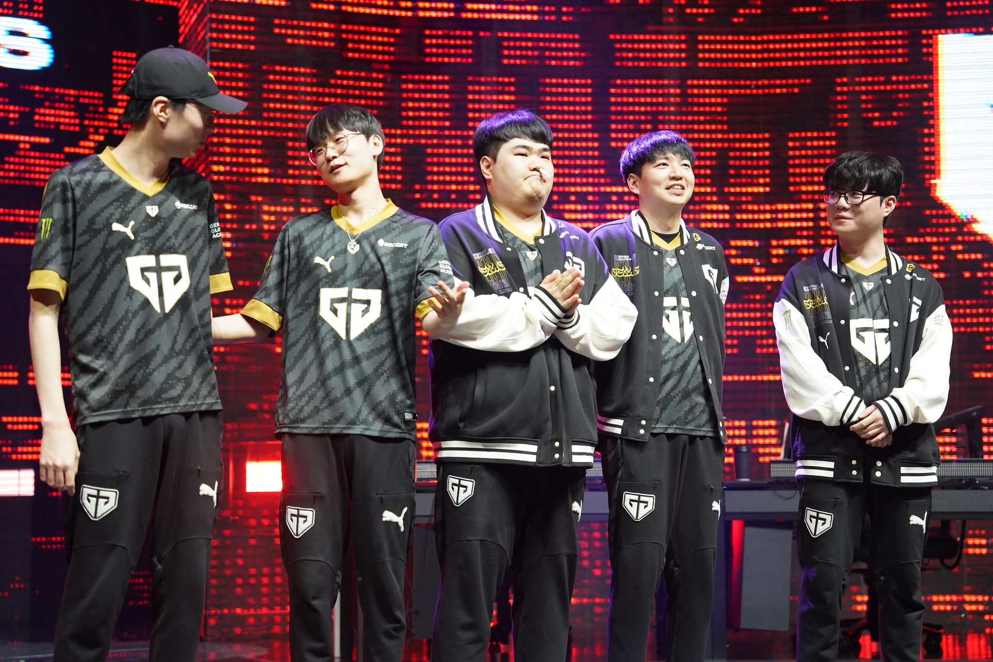 Gen.G release five players and two coaches