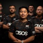 The new Fnatic CS:GO team pose with new captain Dexter standing front and center.