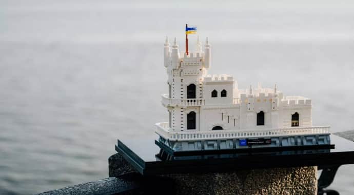 New Lego sets celebrate Ukrainian monuments