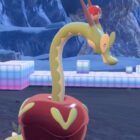 Jak ewoluować Dipplina w Hydrapple w Pokemon Scarlet i Violet DLC 2 Creo Gaming