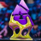 CS:GO Pariski Major zarobił ponad 110 milionów dolarów ze sprzedaży naklejek BLAST Paris Major CSGO trophy