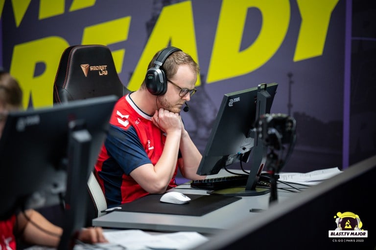 Astralis legend joins MOUZ in coaching role on eve of the Major