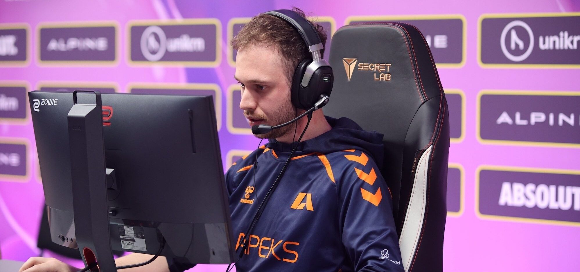 STYKO will donate a percentage of his stickers