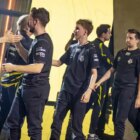 G2 shaking hands with NAVI players after a loss.