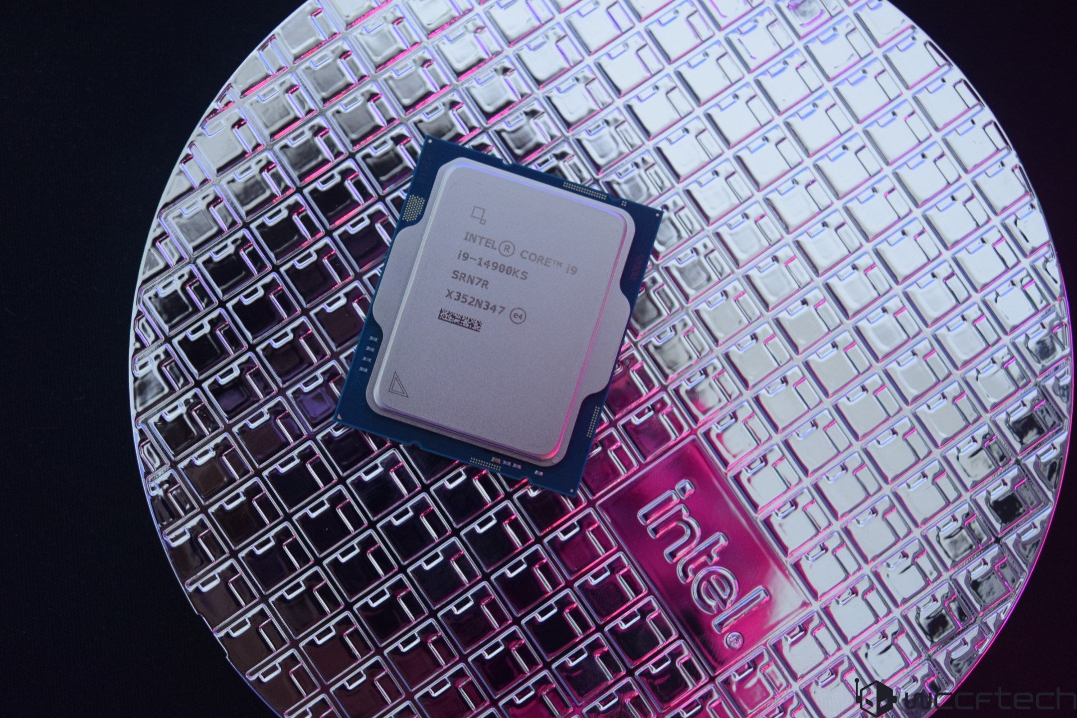 Intel Core i9-14900KS 6.2 GHz & 24 Core Desktop CPU Review: The Definition of Insanity!