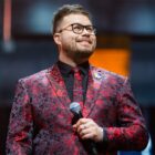 Starsi komentatorzy esportowi w Wielkiej Brytanii: kto wyrobił sobie najlepszą opinię? James Banks PGL 2024 photo by João Ferreira