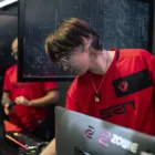 TenZ: CS2 jest bardziej zabawny niż Valorant TenZ Valorant Player - Image of TenZ in action during a Valorant tournament