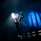 Nitr0 holding a trophy while with Team Liquid