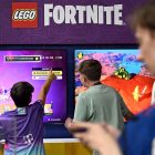 Epic Games: Zwolnienia w San Diego, fani martwili się o Fortnite. Epic Games, creator of Fortnite, is laying off workers in San Diego and across California